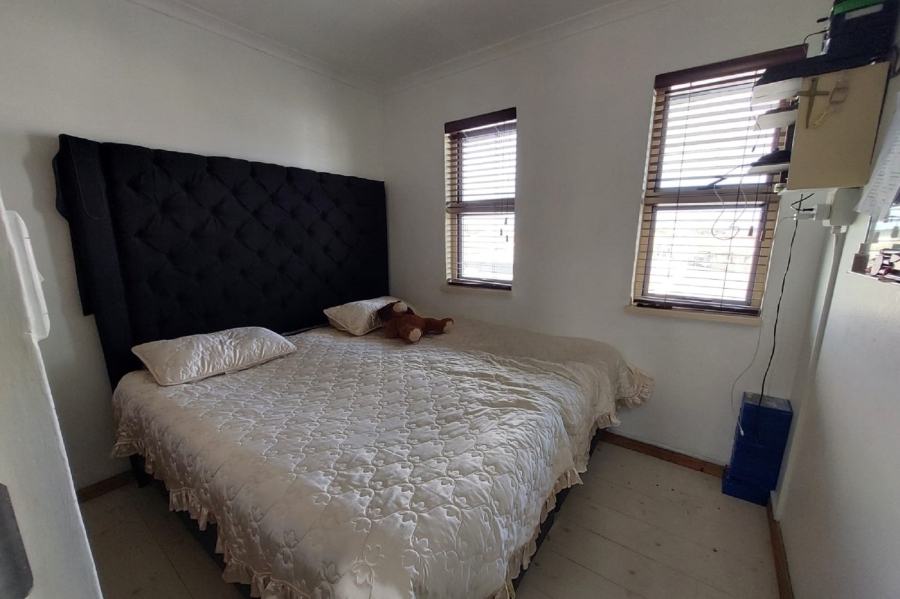 2 Bedroom Property for Sale in Woodlands Western Cape